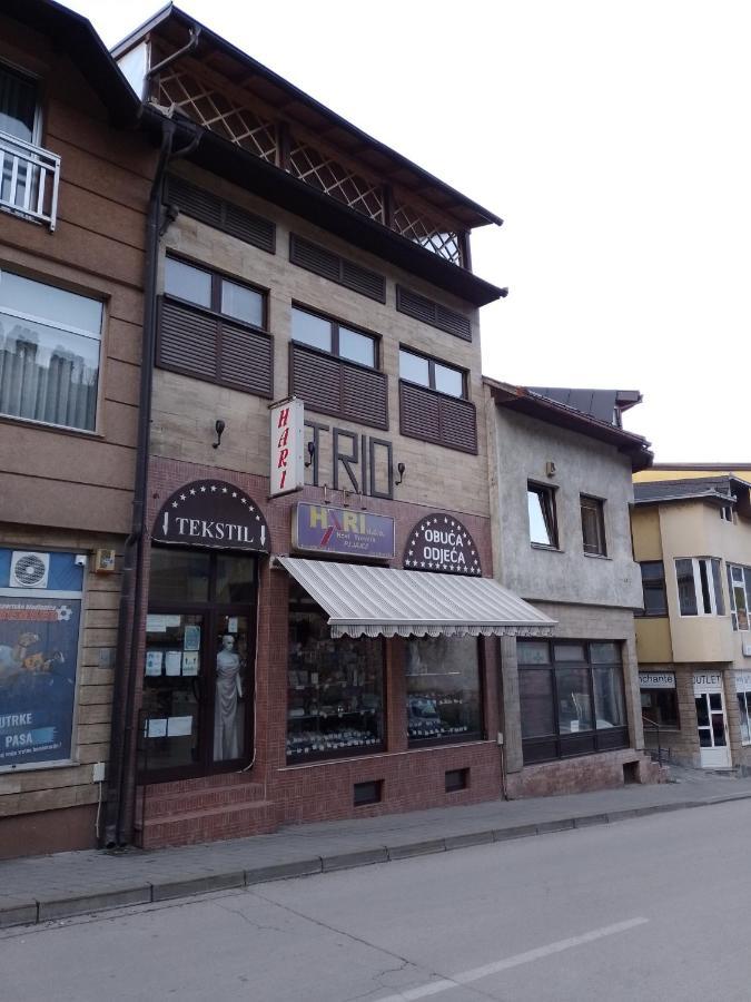亚伊采 Trio Sobe酒店 外观 照片